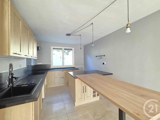 Appartement F3 à vendre - 3 pièces - 70.0 m2 - TOULON - 83 - PROVENCE-ALPES-COTE-D-AZUR - Century 21 Ouest Immo