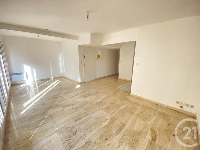 Appartement F2 à louer TOULON
