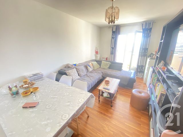 Afficher la photo en grand Appartement à vendre - 3 pièces - 58.0 m2 - TOULON - 83 - PROVENCE-ALPES-COTE-D-AZUR - Century 21 Ouest Immo