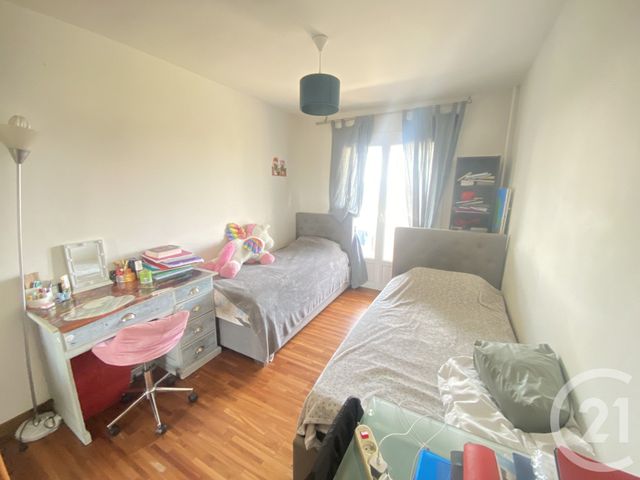 Afficher la photo en grand Appartement à vendre - 3 pièces - 58.0 m2 - TOULON - 83 - PROVENCE-ALPES-COTE-D-AZUR - Century 21 Ouest Immo