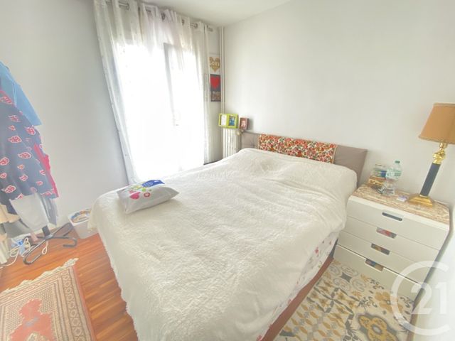 Afficher la photo en grand Appartement à vendre - 3 pièces - 58.0 m2 - TOULON - 83 - PROVENCE-ALPES-COTE-D-AZUR - Century 21 Ouest Immo