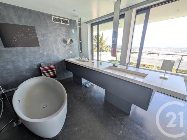 maison à vendre - 4 pièces - 348.0 m2 - TOULON - 83 - PROVENCE-ALPES-COTE-D-AZUR - Century 21 Ouest Immo