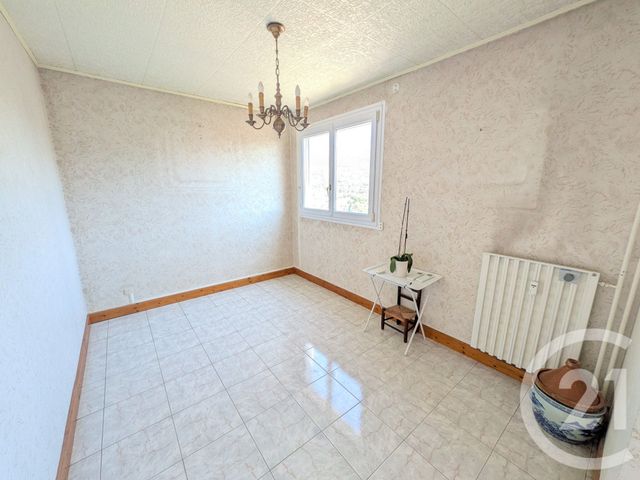 Appartement T4 à vendre - 4 pièces - 71.0 m2 - TOULON - 83 - PROVENCE-ALPES-COTE-D-AZUR - Century 21 Ouest Immo