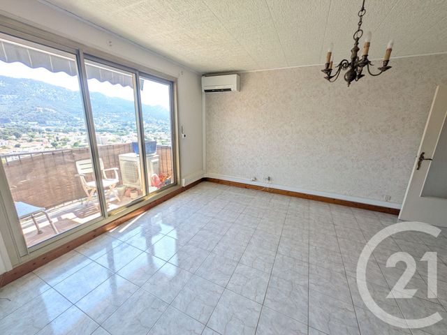 Appartement T4 à vendre - 4 pièces - 71.0 m2 - TOULON - 83 - PROVENCE-ALPES-COTE-D-AZUR - Century 21 Ouest Immo