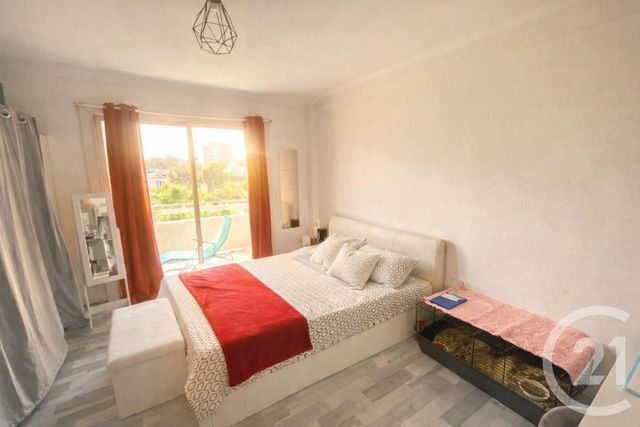 Appartement F3 à vendre - 3 pièces - 56.0 m2 - TOULON - 83 - PROVENCE-ALPES-COTE-D-AZUR - Century 21 Ouest Immo