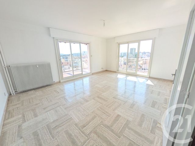 Appartement T3 à vendre - 3 pièces - 74.67 m2 - TOULON - 83 - PROVENCE-ALPES-COTE-D-AZUR - Century 21 Ouest Immo