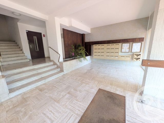 Appartement T3 à vendre - 3 pièces - 74.67 m2 - TOULON - 83 - PROVENCE-ALPES-COTE-D-AZUR - Century 21 Ouest Immo