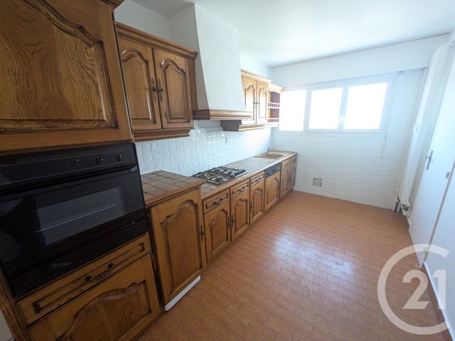 Appartement T3 à vendre - 3 pièces - 74.67 m2 - TOULON - 83 - PROVENCE-ALPES-COTE-D-AZUR - Century 21 Ouest Immo