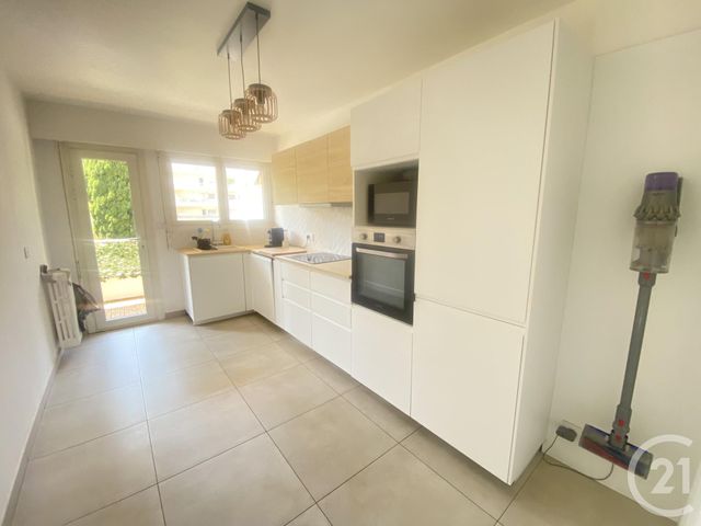 Appartement à vendre - 4 pièces - 80.0 m2 - TOULON - 83 - PROVENCE-ALPES-COTE-D-AZUR - Century 21 Ouest Immo