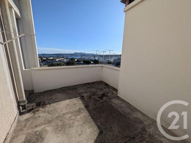 Afficher la photo en grand Appartement T4 à vendre - 4 pièces - 76.33 m2 - TOULON - 83 - PROVENCE-ALPES-COTE-D-AZUR - Century 21 Ouest Immo