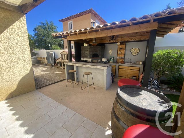 Afficher la photo en grand maison à vendre - 5 pièces - 100.0 m2 - PIERREFEU DU VAR - 83 - PROVENCE-ALPES-COTE-D-AZUR - Century 21 Ouest Immo