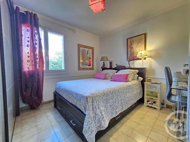 Afficher la photo en grand Appartement F3 à vendre - 3 pièces - 62.25 m2 - TOULON - 83 - PROVENCE-ALPES-COTE-D-AZUR - Century 21 Ouest Immo