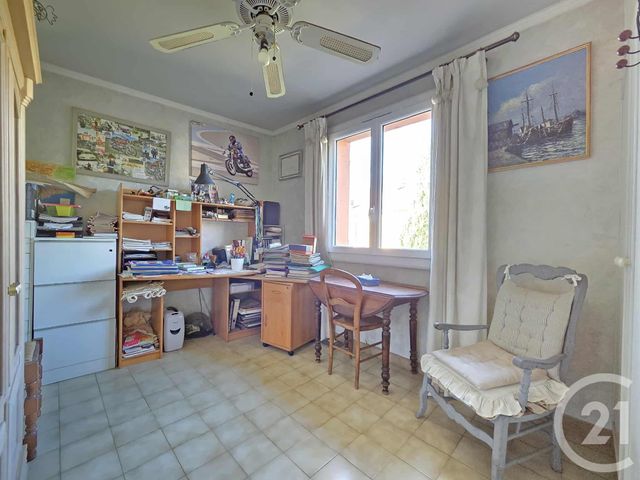 Afficher la photo en grand Appartement F3 à vendre - 3 pièces - 62.25 m2 - TOULON - 83 - PROVENCE-ALPES-COTE-D-AZUR - Century 21 Ouest Immo
