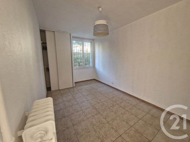 Appartement F4 à louer - 4 pièces - 64.37 m2 - TOULON - 83 - PROVENCE-ALPES-COTE-D-AZUR - Century 21 Ouest Immo