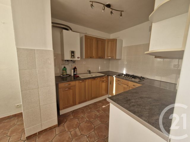 Appartement F4 à louer - 4 pièces - 64.37 m2 - TOULON - 83 - PROVENCE-ALPES-COTE-D-AZUR - Century 21 Ouest Immo