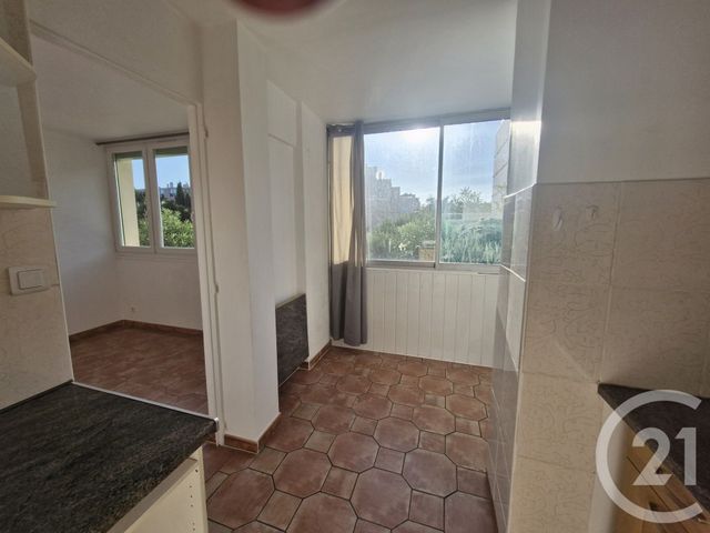 Appartement F4 à louer - 4 pièces - 64.37 m2 - TOULON - 83 - PROVENCE-ALPES-COTE-D-AZUR - Century 21 Ouest Immo
