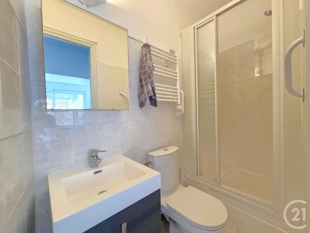 Appartement F2 à vendre - 2 pièces - 29.0 m2 - TOULON - 83 - PROVENCE-ALPES-COTE-D-AZUR - Century 21 Ouest Immo