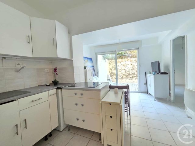 Appartement F2 à vendre - 2 pièces - 29.0 m2 - TOULON - 83 - PROVENCE-ALPES-COTE-D-AZUR - Century 21 Ouest Immo