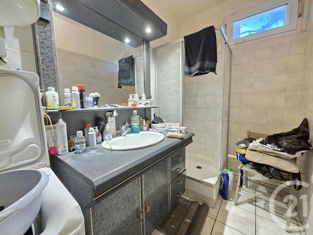 Appartement F3 à vendre - 3 pièces - 55.0 m2 - TOULON - 83 - PROVENCE-ALPES-COTE-D-AZUR - Century 21 Ouest Immo