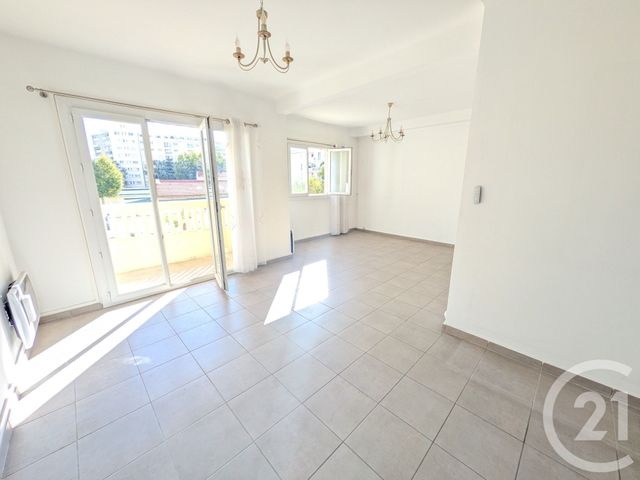 Appartement T4 à vendre - 4 pièces - 64.31 m2 - TOULON - 83 - PROVENCE-ALPES-COTE-D-AZUR - Century 21 Ouest Immo