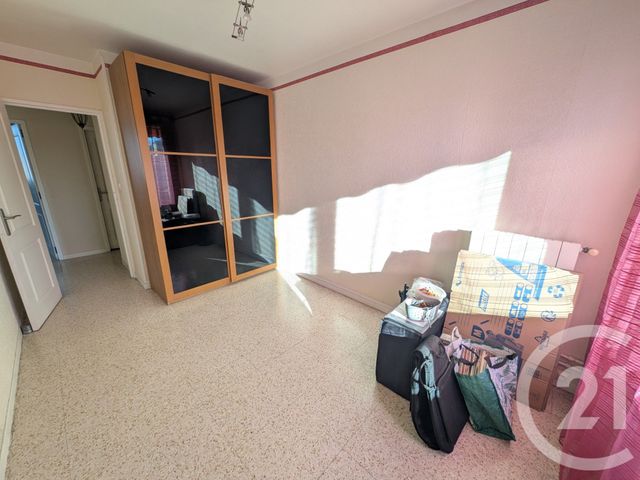 Appartement T5 à vendre - 5 pièces - 80.47 m2 - TOULON - 83 - PROVENCE-ALPES-COTE-D-AZUR - Century 21 Ouest Immo