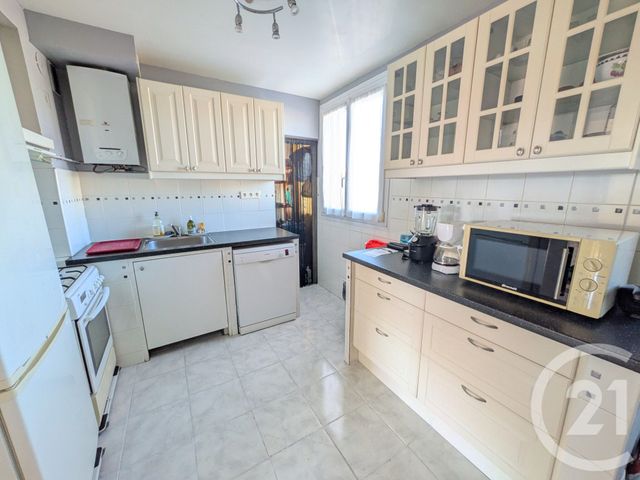 Appartement T5 à vendre - 5 pièces - 80.47 m2 - TOULON - 83 - PROVENCE-ALPES-COTE-D-AZUR - Century 21 Ouest Immo