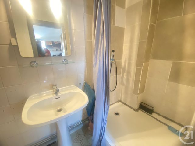 Appartement F1 à vendre - 1 pièce - 25.0 m2 - LA SEYNE SUR MER - 83 - PROVENCE-ALPES-COTE-D-AZUR - Century 21 Ouest Immo