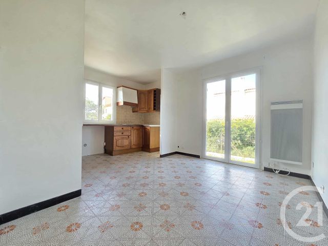 immeuble à vendre - 450.0 m2 - SIX FOURS LES PLAGES - 83 - PROVENCE-ALPES-COTE-D-AZUR - Century 21 Ouest Immo