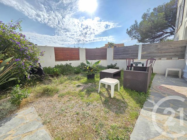 immeuble à vendre - 450.0 m2 - SIX FOURS LES PLAGES - 83 - PROVENCE-ALPES-COTE-D-AZUR - Century 21 Ouest Immo