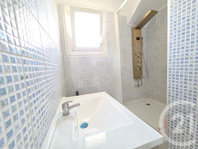 Appartement F4 à louer - 4 pièces - 63.15 m2 - TOULON - 83 - PROVENCE-ALPES-COTE-D-AZUR - Century 21 Ouest Immo