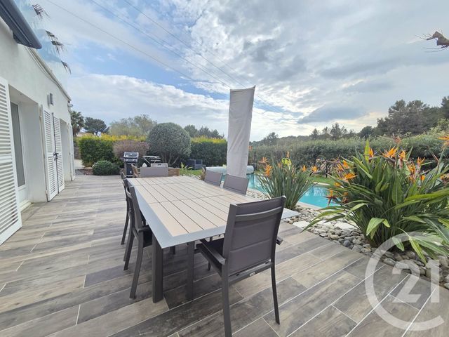 Appartement F4 à vendre - 4 pièces - 106.78 m2 - OLLIOULES - 83 - PROVENCE-ALPES-COTE-D-AZUR - Century 21 Ouest Immo