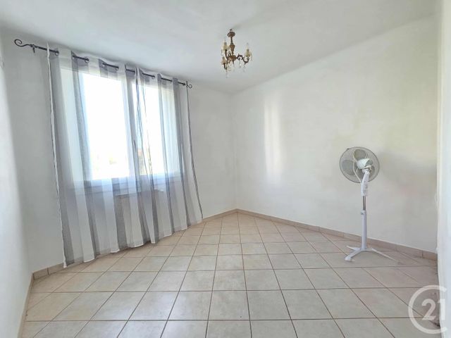 Afficher la photo en grand Appartement F4 à vendre - 4 pièces - 64.94 m2 - TOULON - 83 - PROVENCE-ALPES-COTE-D-AZUR - Century 21 Ouest Immo