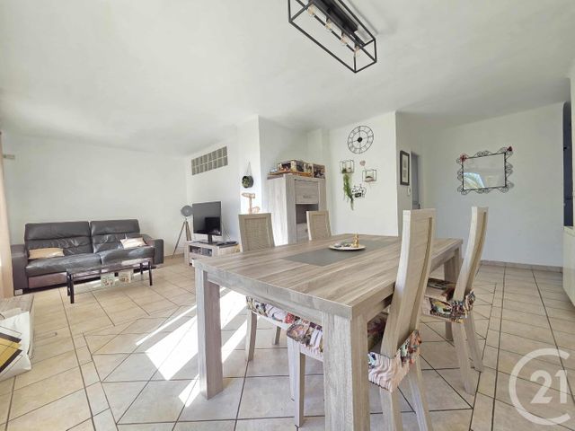 Afficher la photo en grand Appartement F4 à vendre - 4 pièces - 64.94 m2 - TOULON - 83 - PROVENCE-ALPES-COTE-D-AZUR - Century 21 Ouest Immo
