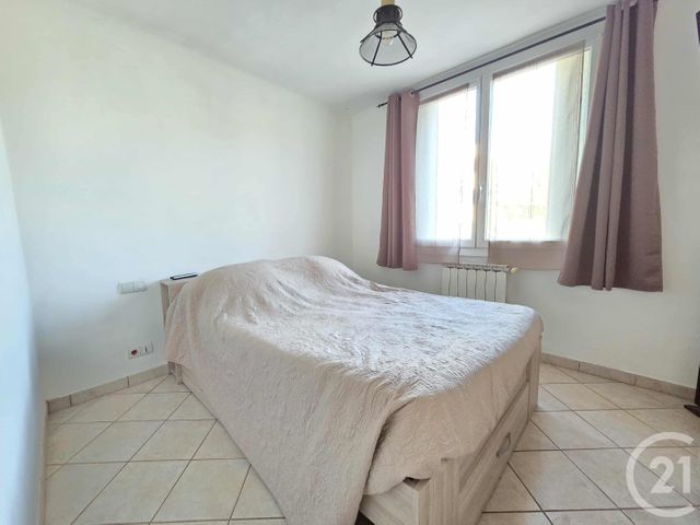 Afficher la photo en grand Appartement F4 à vendre - 4 pièces - 64.94 m2 - TOULON - 83 - PROVENCE-ALPES-COTE-D-AZUR - Century 21 Ouest Immo