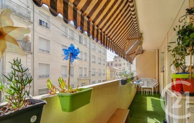 Afficher la photo en grand Appartement T4 à vendre - 4 pièces - 75.9 m2 - TOULON - 83 - PROVENCE-ALPES-COTE-D-AZUR - Century 21 Ouest Immo