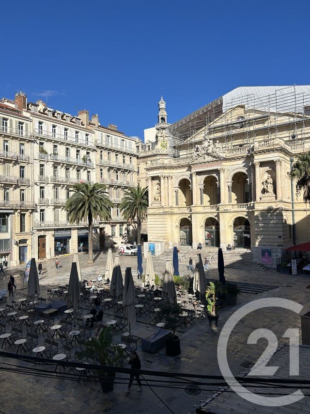 Appartement F1 à louer - 1 pièce - 25.0 m2 - TOULON - 83 - PROVENCE-ALPES-COTE-D-AZUR - Century 21 Ouest Immo