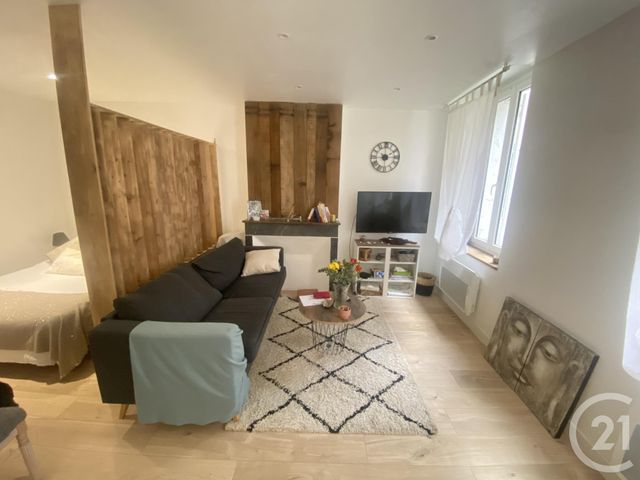 Appartement F1 à louer - 1 pièce - 28.02 m2 - TOULON - 83 - PROVENCE-ALPES-COTE-D-AZUR - Century 21 Ouest Immo