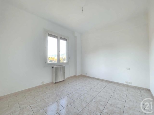 Appartement T5 à vendre - 5 pièces - 91.25 m2 - TOULON - 83 - PROVENCE-ALPES-COTE-D-AZUR - Century 21 Ouest Immo