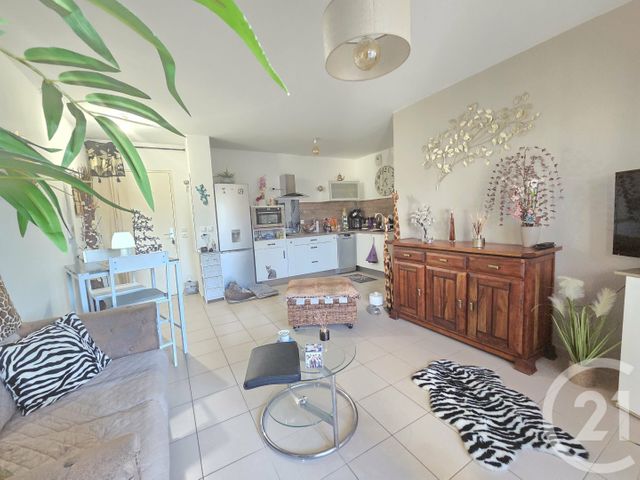 Appartement F3 à vendre - 3 pièces - 59.55 m2 - TOULON - 83 - PROVENCE-ALPES-COTE-D-AZUR - Century 21 Ouest Immo
