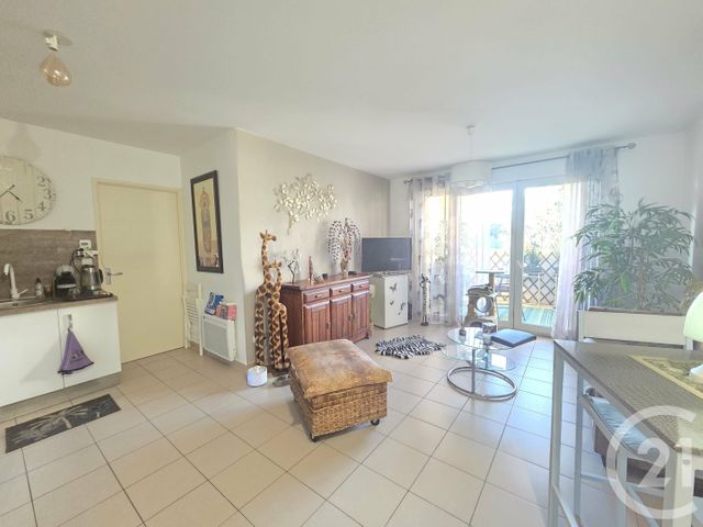 Appartement F3 à vendre - 3 pièces - 59.55 m2 - TOULON - 83 - PROVENCE-ALPES-COTE-D-AZUR - Century 21 Ouest Immo