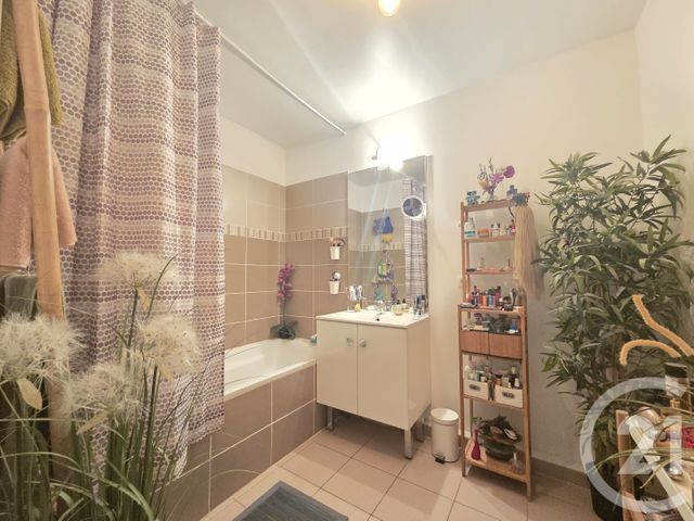 Appartement F3 à vendre - 3 pièces - 59.55 m2 - TOULON - 83 - PROVENCE-ALPES-COTE-D-AZUR - Century 21 Ouest Immo