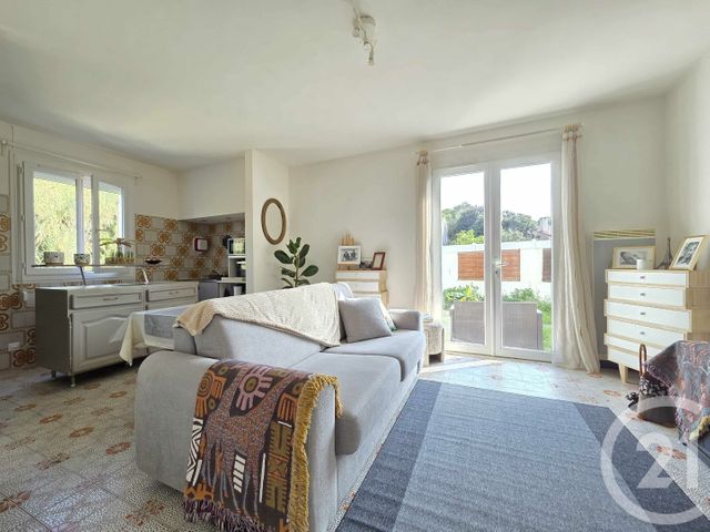 maison à vendre - 10 pièces - 450.0 m2 - SIX FOURS LES PLAGES - 83 - PROVENCE-ALPES-COTE-D-AZUR - Century 21 Ouest Immo