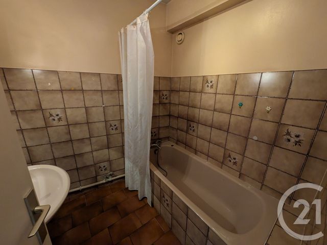 Appartement T3 à vendre - 3 pièces - 64.28 m2 - TOULON - 83 - PROVENCE-ALPES-COTE-D-AZUR - Century 21 Ouest Immo
