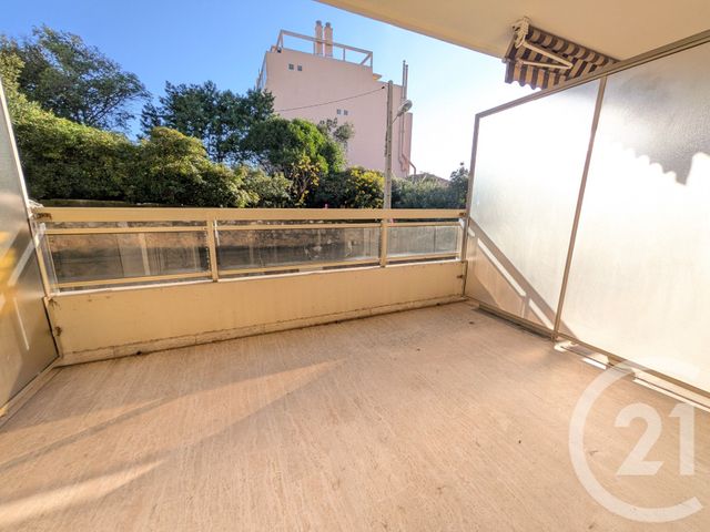 Appartement T2 à vendre - 2 pièces - 52.15 m2 - TOULON - 83 - PROVENCE-ALPES-COTE-D-AZUR - Century 21 Ouest Immo