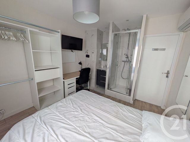 Appartement T5 à vendre - 5 pièces - 93.0 m2 - TOULON - 83 - PROVENCE-ALPES-COTE-D-AZUR - Century 21 Ouest Immo