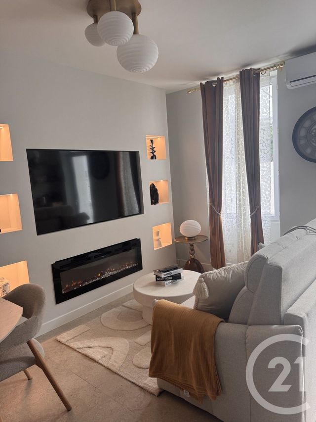 Appartement T3 à vendre - 3 pièces - 43.71 m2 - TOULON - 83 - PROVENCE-ALPES-COTE-D-AZUR - Century 21 Ouest Immo