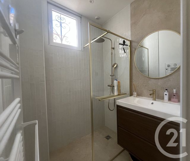 Appartement T3 à vendre - 3 pièces - 43.71 m2 - TOULON - 83 - PROVENCE-ALPES-COTE-D-AZUR - Century 21 Ouest Immo