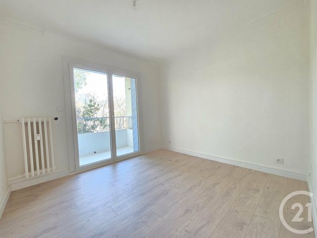 Appartement F4 à vendre - 4 pièces - 69.0 m2 - TOULON - 83 - PROVENCE-ALPES-COTE-D-AZUR - Century 21 Ouest Immo