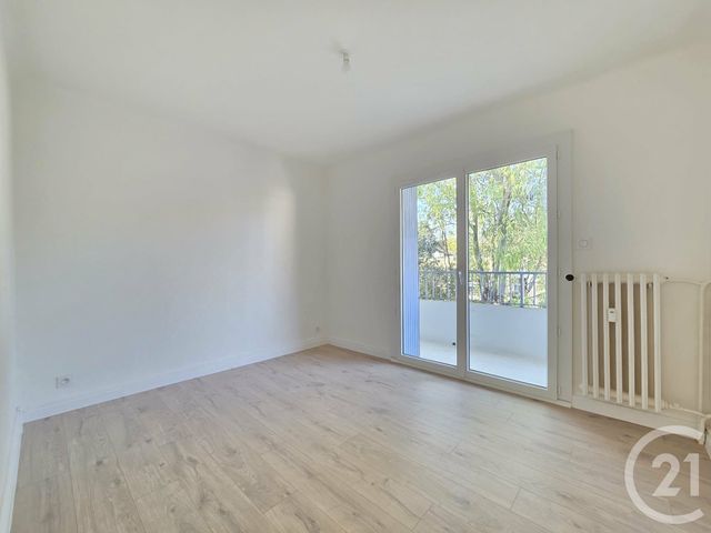 Appartement F4 à vendre - 4 pièces - 69.0 m2 - TOULON - 83 - PROVENCE-ALPES-COTE-D-AZUR - Century 21 Ouest Immo