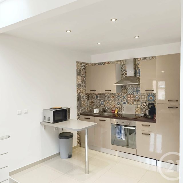 Appartement F1 à vendre - 1 pièce - 29.6 m2 - LA CIOTAT - 13 - PROVENCE-ALPES-COTE-D-AZUR - Century 21 Ouest Immo